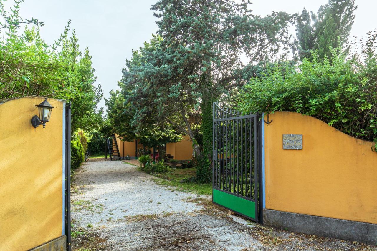 Country House Tra Lago E Mare A Sud Di Roma Villa Campoleone Buitenkant foto